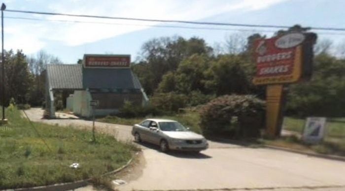 Hot n Now Hamburgers - Burton - 1096 E Bristol Rd
